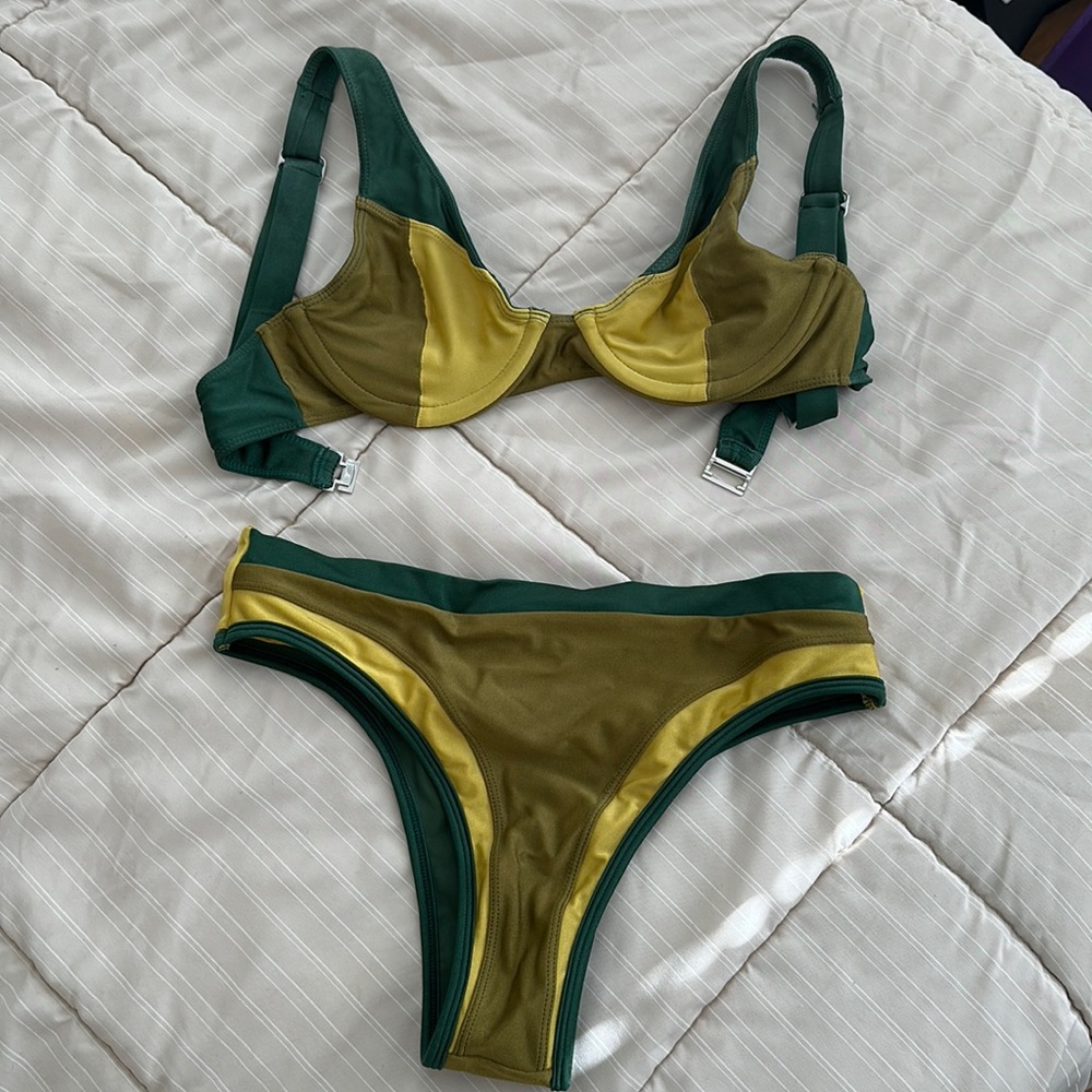 FAE SWIM Colorblock Bikini